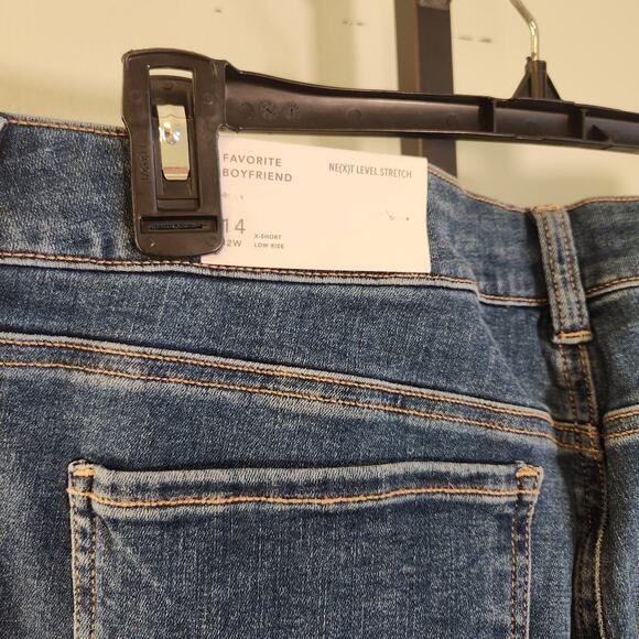 AE NWT Ne(x)t Level Low-Rise Favorite Boyfriend Jeans, X-Short, Size 14 - Picture 8 of 9